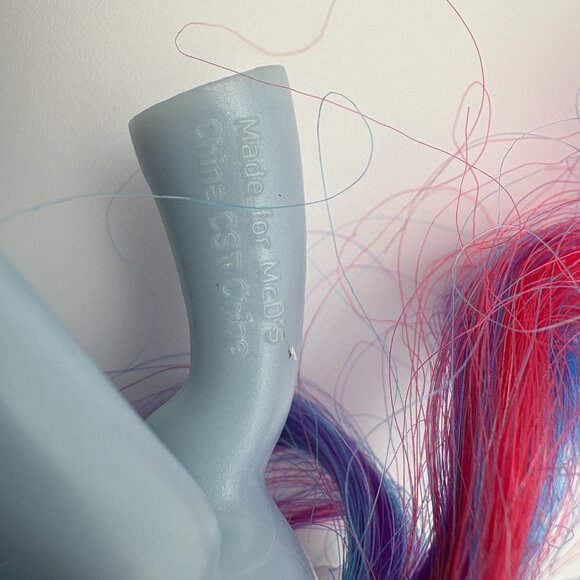 My Little Pony (MLP) Rainbow Dash 2014 McDonalds (SKU: 348TO) - Picture 12 of 13